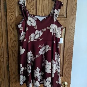Plus size floral mini dress